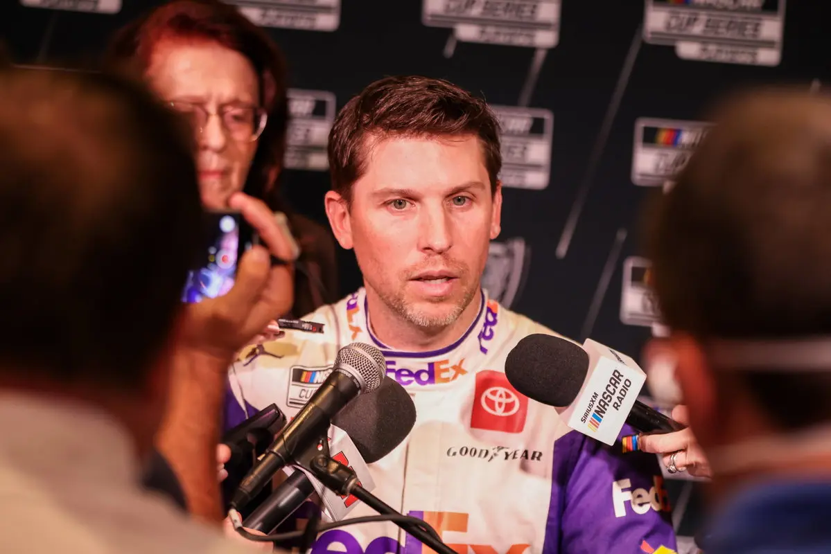 Controversa liniei galbene la Talladega: NASCAR sub asediu
