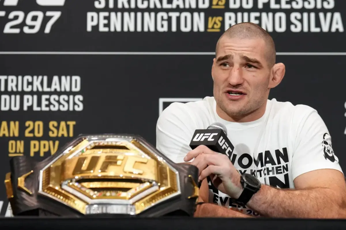 Sean Strickland se luptă cu UFC-ul pentru bani mulți!